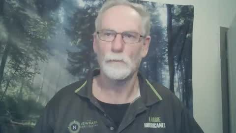 Snapshot of larbie chatting on February 23, 11:00 am Larbie online show from February 23, 11:00 am