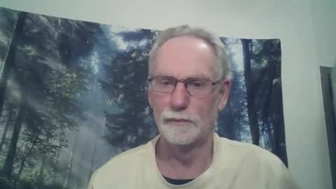 Snapshot of larbie chatting on March 7, 10:02 am Larbie online show from March 7, 10:02 am