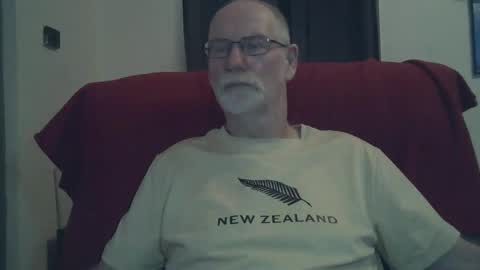 Snapshot of larbie chatting on March 9, 4:49 am Larbie online show from March 9, 4:49 am