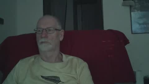 Snapshot of larbie chatting on March 9, 7:56 am Larbie online show from March 9, 7:56 am