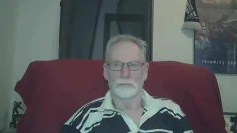 Snapshot of larbie chatting on September 20, 2:01 am Larbie online show from September 20, 2:01 am