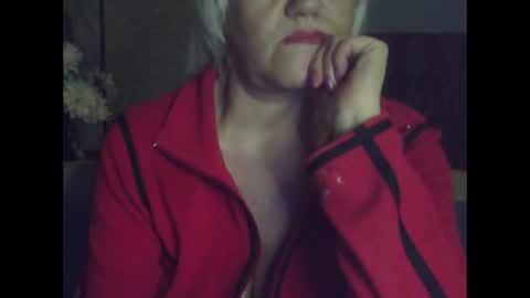 Snapshot of larisaq4ugo24 chatting on September 26, 6:23 pm larisaq4ugo24 online show from September 26, 6:23 pm