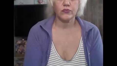 Snapshot of larisaq4ugo24 chatting on October 6, 6:55 am larisaq4ugo24 online show from October 6, 6:55 am