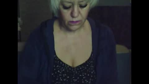 Snapshot of larisaq4ugo24 chatting on October 9, 3:54 pm larisaq4ugo24 online show from October 9, 3:54 pm