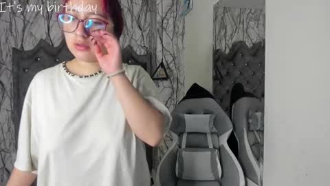  Lari online show from January 21, 2:54 am