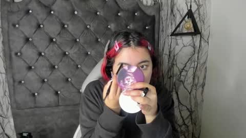  Lari online show from February 16, 2:42 am