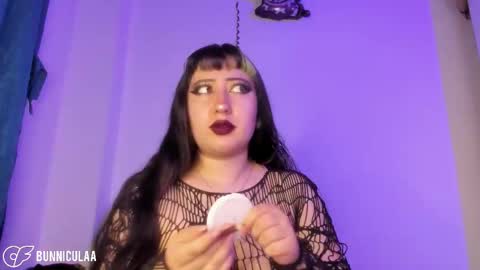  Lari online show from March 14, 8:14 pm