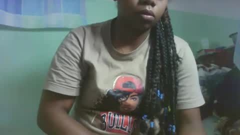 larissa645771 online show from November 24, 6:29 pm