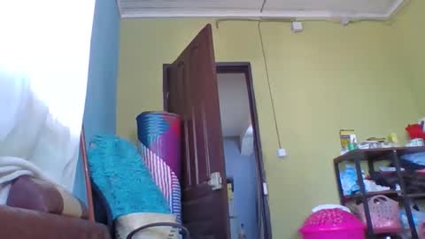 larissa645771 online show from April 1, 7:09 am