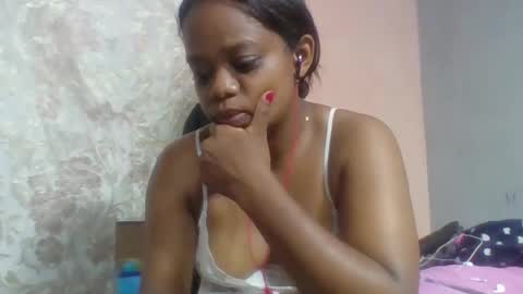 larissa645771 online show from April 30, 8:26 pm