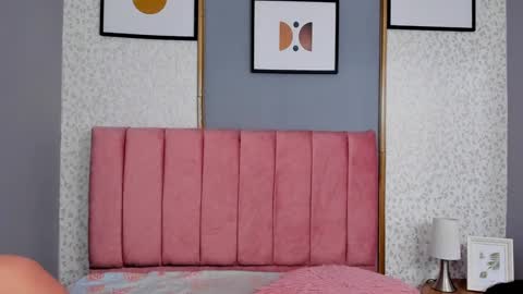 Valentina online show from December 7, 6:04 pm
