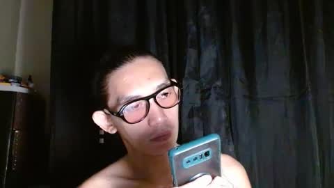 Snapshot of larochefoucauld chatting on May 16, 7:45 pm Francois online show from May 16, 7:45 pm