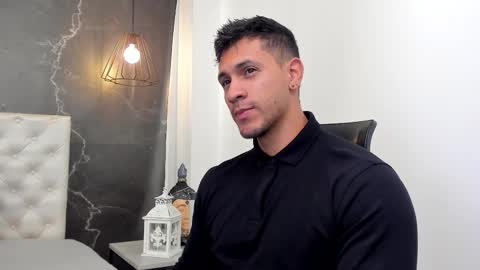 andrew online show from November 14, 1:21 pm