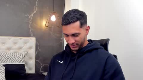 andrew online show from December 22, 1:08 pm