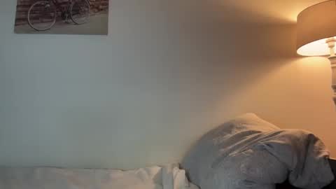 larsskeet online show from February 9, 5:39 pm