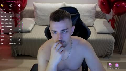 Lars online show from October 4, 9:02 pm