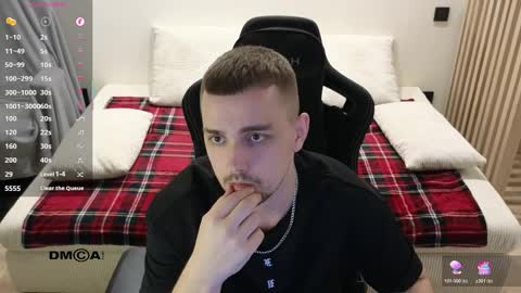 Lars online show from March 24, 9:09 pm