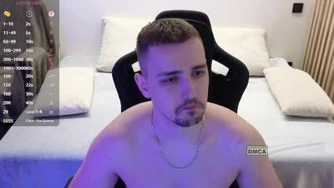 Lars online show from April 8, 8:31 pm