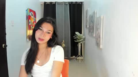 Snapshot of lartvier69xxx chatting on January 12, 8:52 am larth online show from January 12, 8:52 am