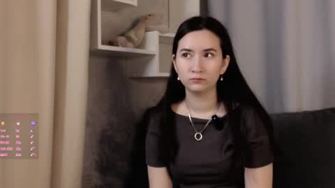 Eva  online show from December 19, 1:45 am