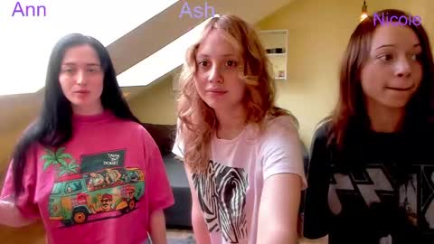 lastpizzaparty online show from June 9, 8:37 am