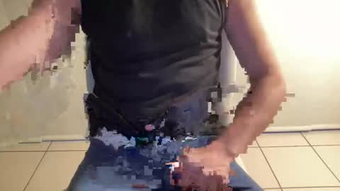 Snapshot of lataussie chatting on February 5, 8:30 am lataussie online show from February 5, 8:30 am