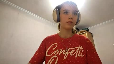 Linet online show from April 1, 10:05 am