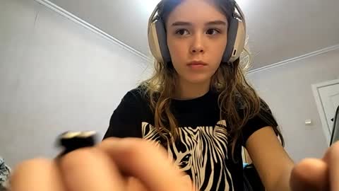 Linet online show from April 2, 12:36 pm