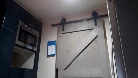 Snapshot of latexboy1986 chatting on December 17, 8:15 pm latex boy 38 online show from December 17, 8:15 pm