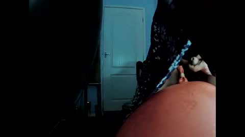 Snapshot of latexchris77 chatting on January 1, 12:22 pm latexchris77 online show from January 1, 12:22 pm