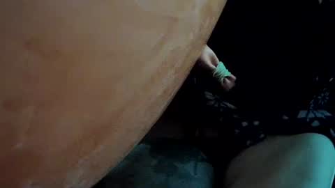 Snapshot of latexchris77 chatting on February 3, 7:51 am latexchris77 online show from February 3, 7:51 am