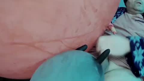 Snapshot of latexchris77 chatting on February 24, 9:00 am latexchris77 online show from February 24, 9:00 am