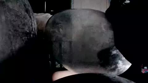 Snapshot of latexchris77 chatting on February 9, 11:31 pm latexchris77 online show from February 9, 11:31 pm