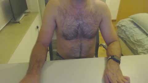 latexdave84 online show from February 7, 2:26 pm