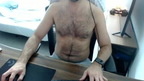 latexdave84 online show from June 26, 11:47 am