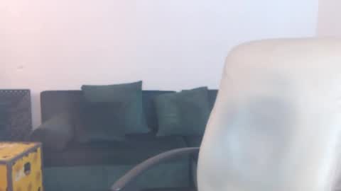 Jade online show from September 29, 5:40 pm