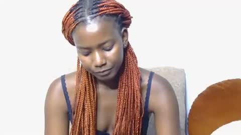 latiffaah_xx online show from March 12, 11:16 am