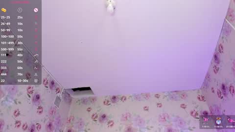 Snapshot of latin_ashley_ chatting on January 24, 5:42 am Valeria online show from January 24, 5:42 am