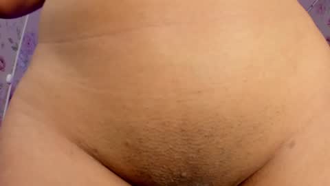 Snapshot of latin_ashley_ chatting on February 5, 9:15 am Valeria online show from February 5, 9:15 am