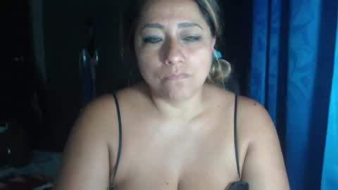 Snapshot of latin_big_boobs chatting on September 28, 3:45 am latin_big_boobs online show from September 28, 3:45 am