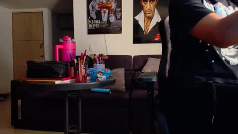 Snapshot of latin_couple77 chatting on March 24, 11:43 pm Sara y Andy online show from March 24, 11:43 pm