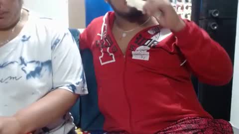 Snapshot of latin_curiousxxx chatting on June 27, 12:22 pm latin_curiousxxx online show from June 27, 12:22 pm
