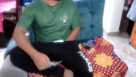 Snapshot of latin_curiousxxx chatting on July 28, 4:39 pm latin_curiousxxx online show from July 28, 4:39 pm