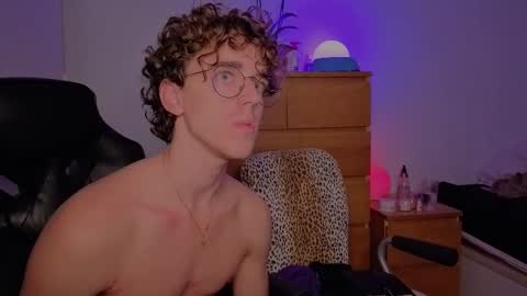  Free OF online show from October 19, 4:24 am