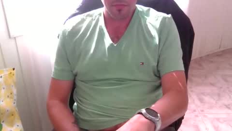 latin_man_85 online show from February 11, 7:52 pm