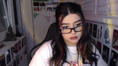 miiiiiiaaaa online show from January 7, 11:35 pm