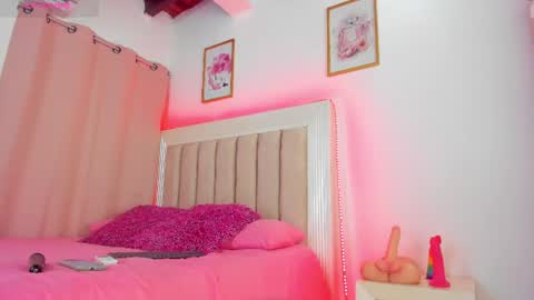 Snapshot of latinabeautifull chatting on July 2, 12:54 am FABIANA online show from July 2, 12:54 am