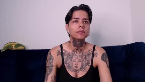 Snapshot of latinaleksa chatting on December 1, 4:29 pm Alex online show from December 1, 4:29 pm