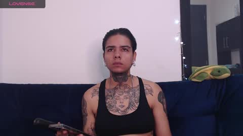 Snapshot of latinaleksa chatting on December 20, 3:21 pm Alex online show from December 20, 3:21 pm