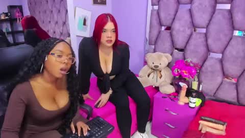 Snapshot of latinas_anales chatting on January 21, 1:43 pm latinas_anales online show from January 21, 1:43 pm